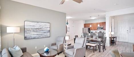 公寓客房, 3 間臥室 | 客廳 | 55 吋電視連有線電視頻道