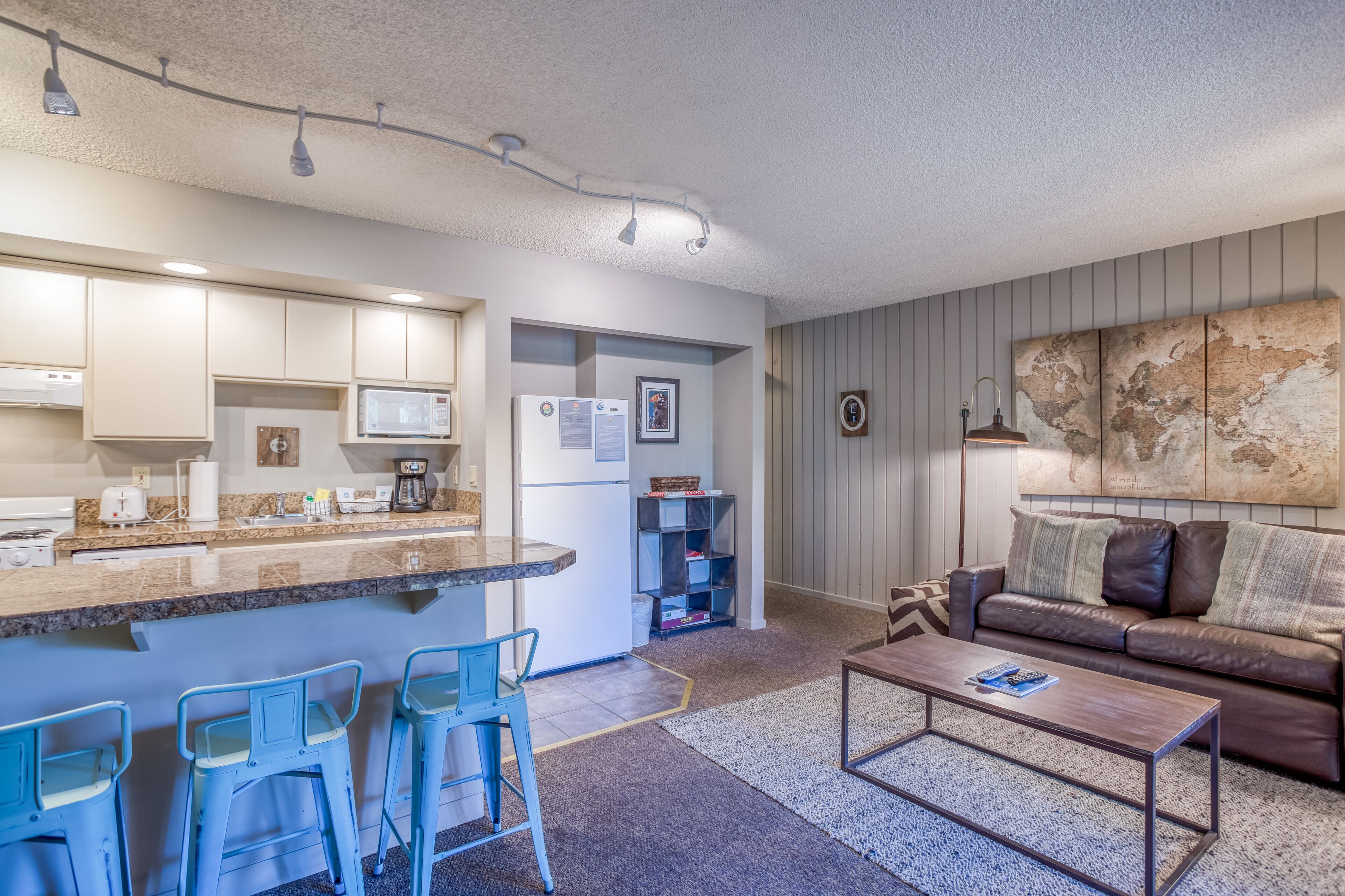 Location, Affordability in Ground-Level Condo, Mt. Bachelor Village Amenities