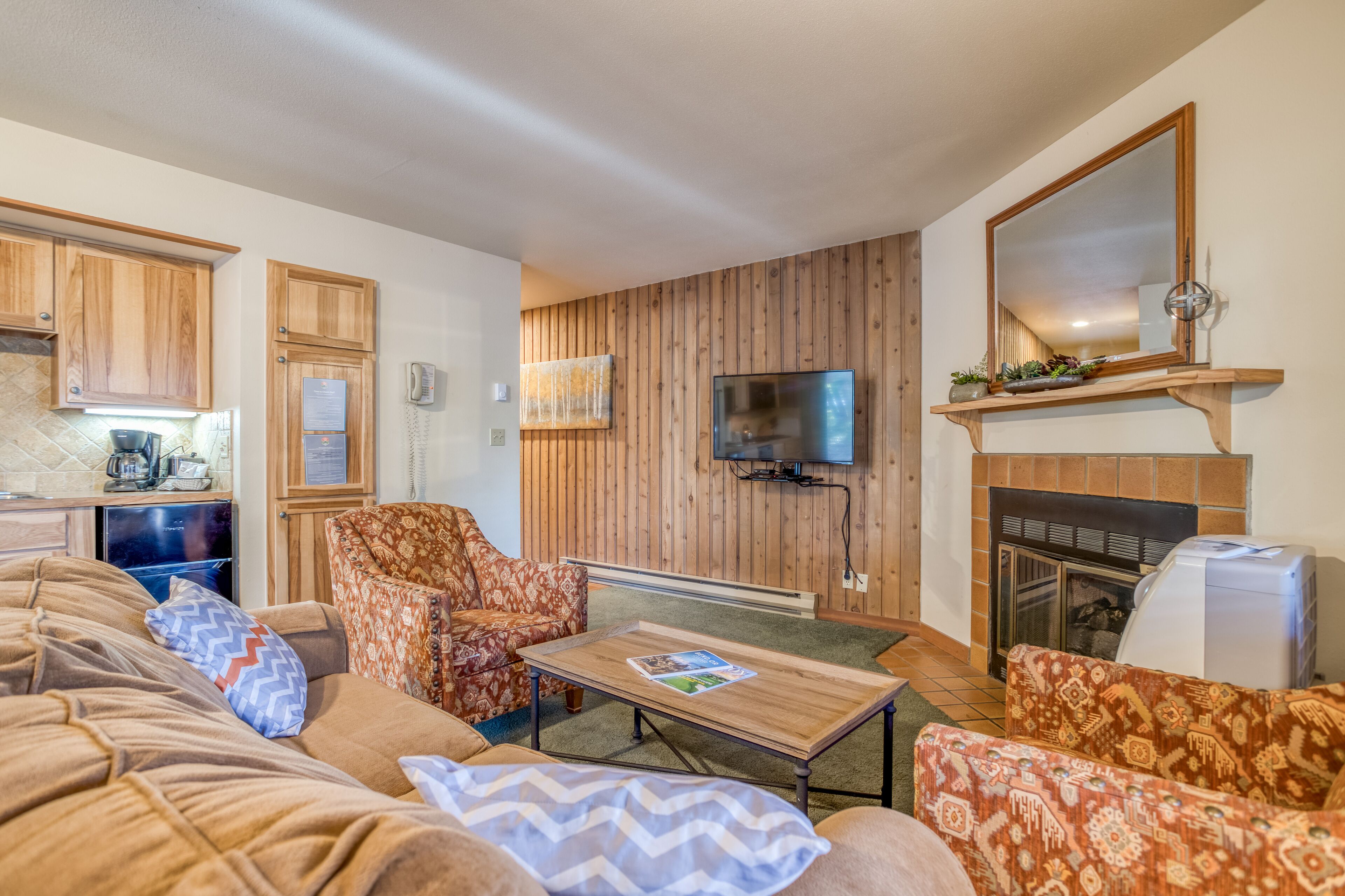 Location and Privacy in Lower-Level Condo with Mt. Bachelor Village Amenities!