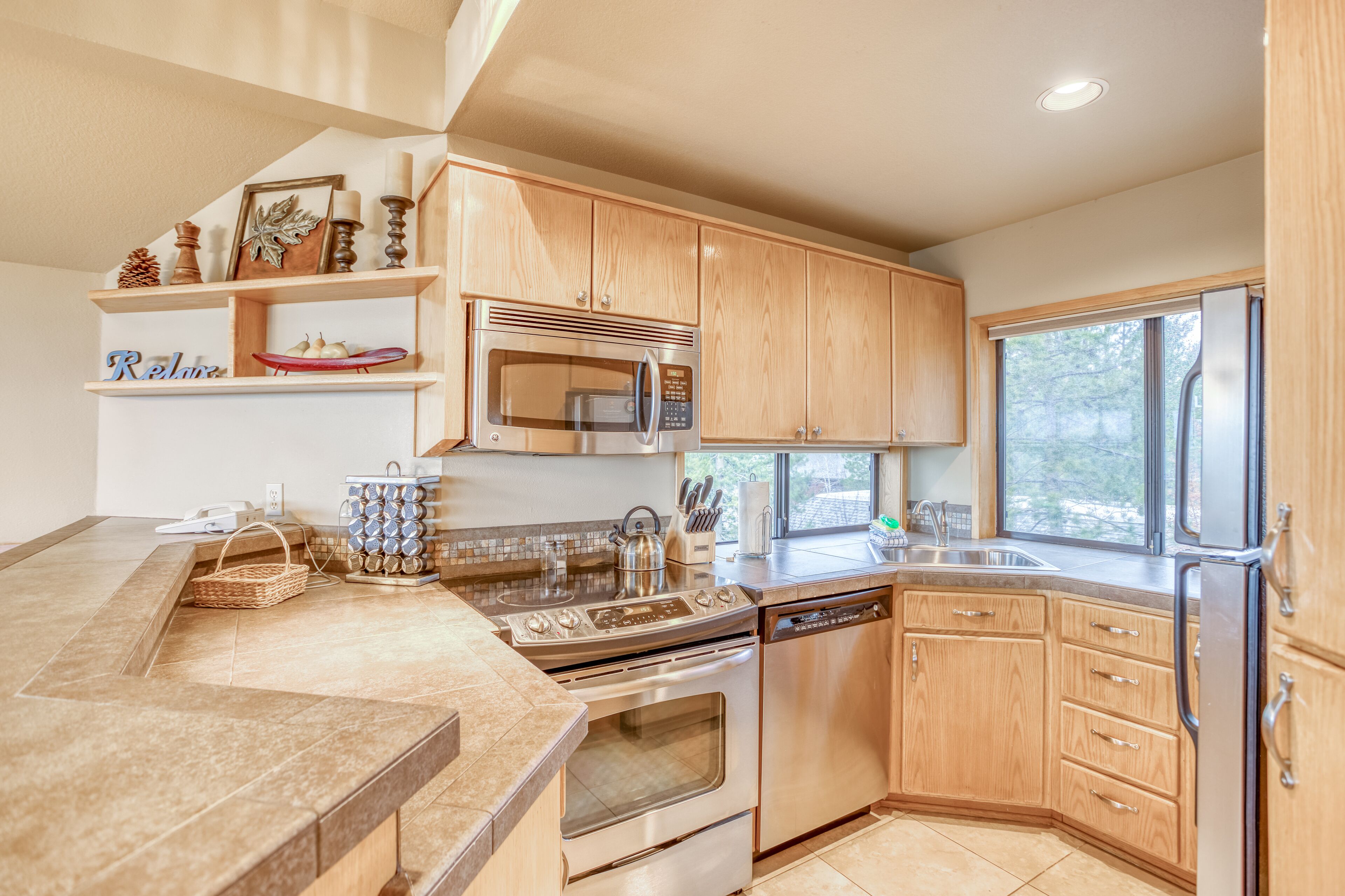 Enjoy Deschutes River Views from Beautiful 2-Bedroom Mt. Bachelor Village Condo