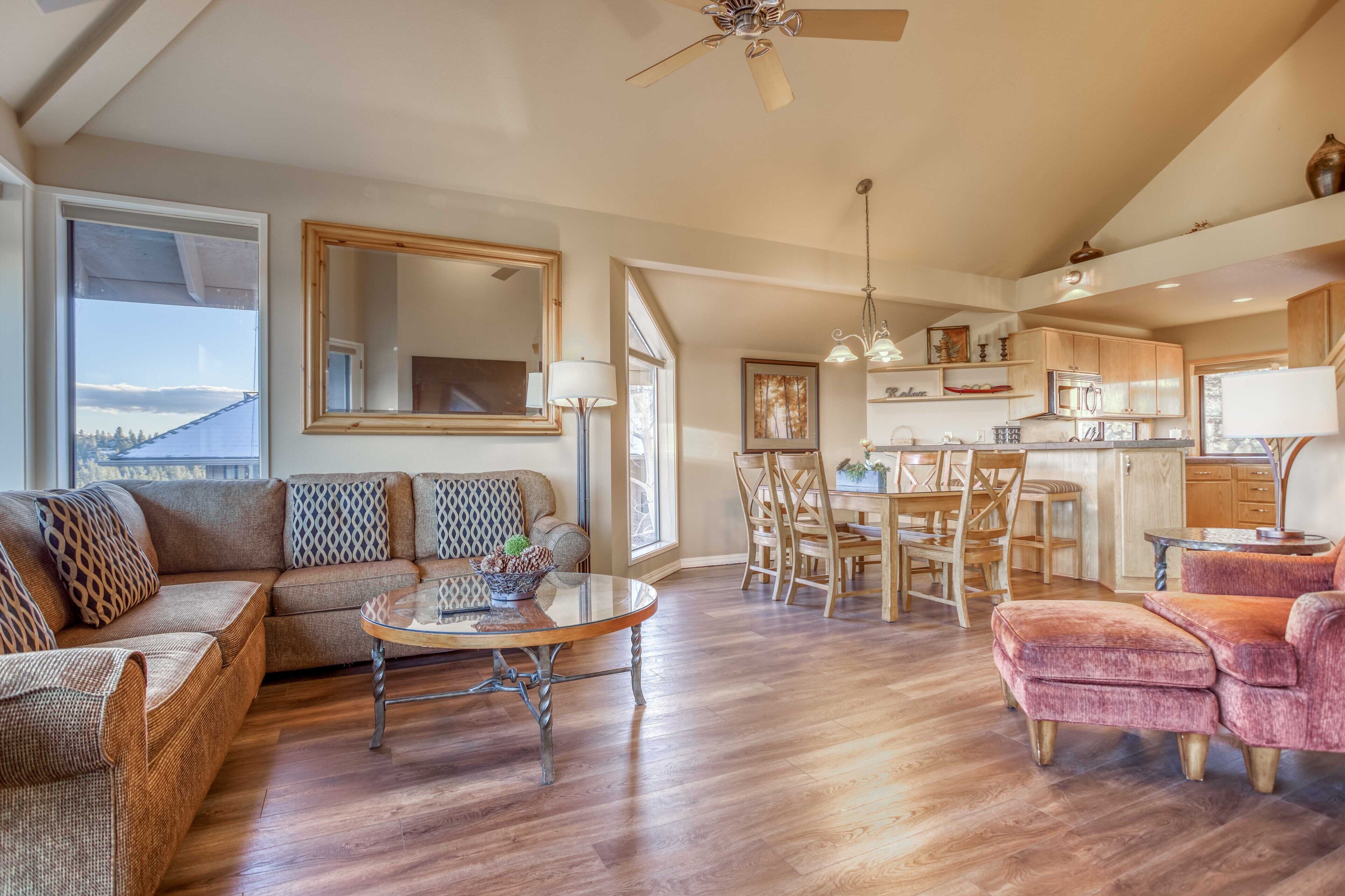 Enjoy Deschutes River Views from Beautiful 2-Bedroom Mt. Bachelor Village Condo