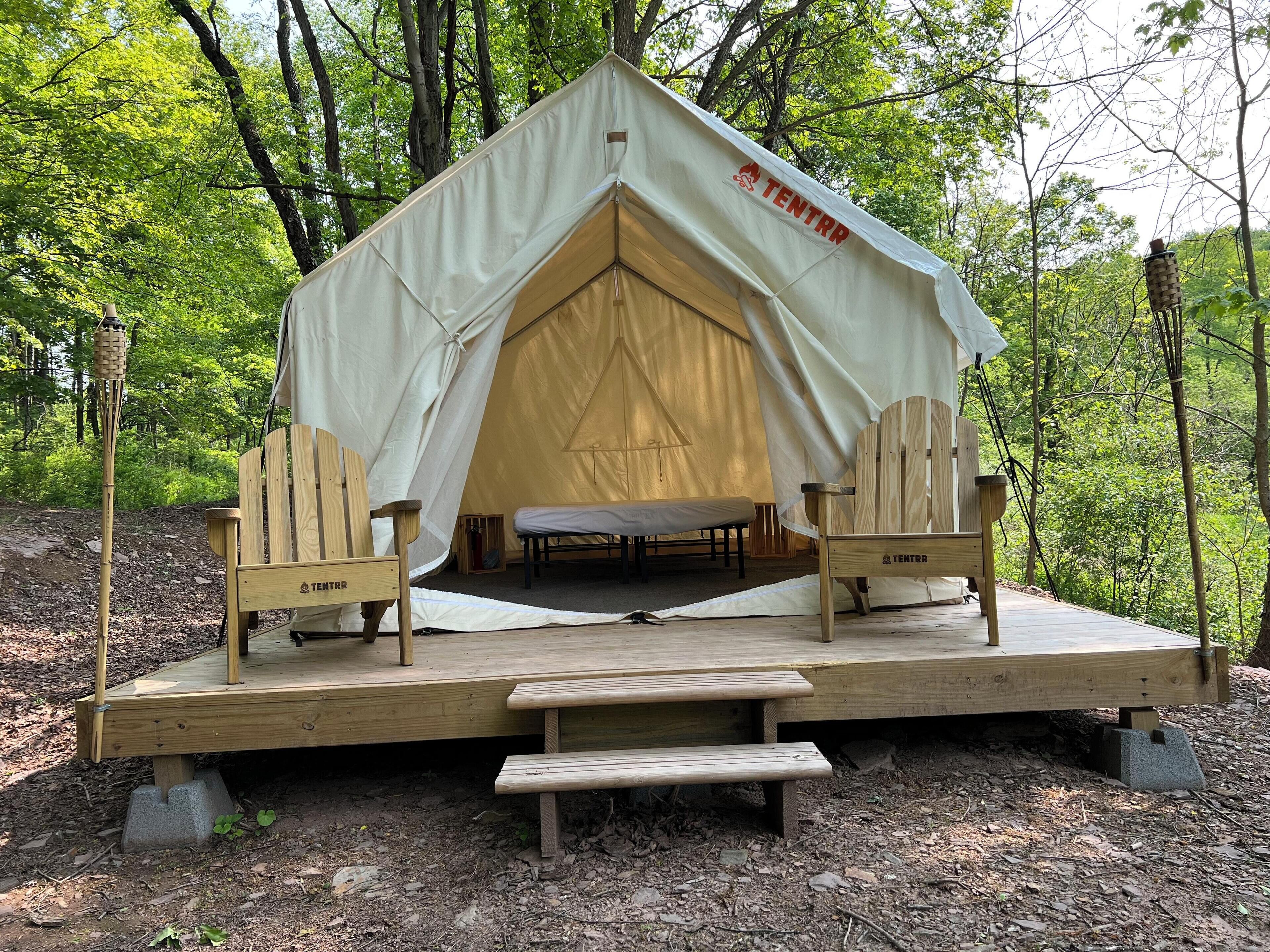 Tentrr Signature Site - Dushore Creek Side Hideaway