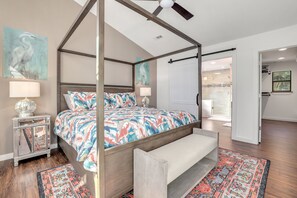 3 bedrooms, iron/ironing board, travel crib, WiFi
