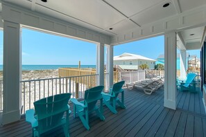 Property grounds - Shore Thing by GSVR | Renovated Beachfront Retreat w/ Private Pool + FREE Activities/Golf (Gulf Shores)