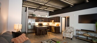 The Best of Kalamazoo - Spacious brand-new downtown apartment.
