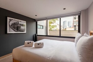 5 dormitorios, tabla de planchar con plancha, cuna de viaje y wifi