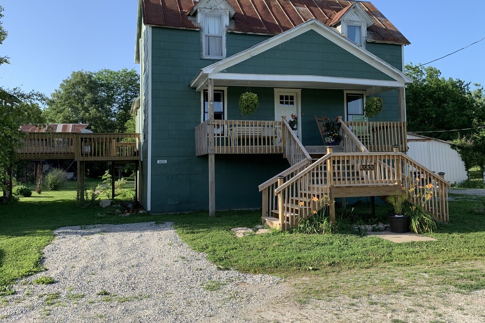 Step Back in Time Near The Missouri River