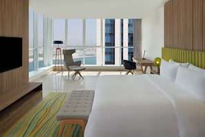 Down comforters, Select Comfort beds, in-room safe - Element City Center Doha (Doha)