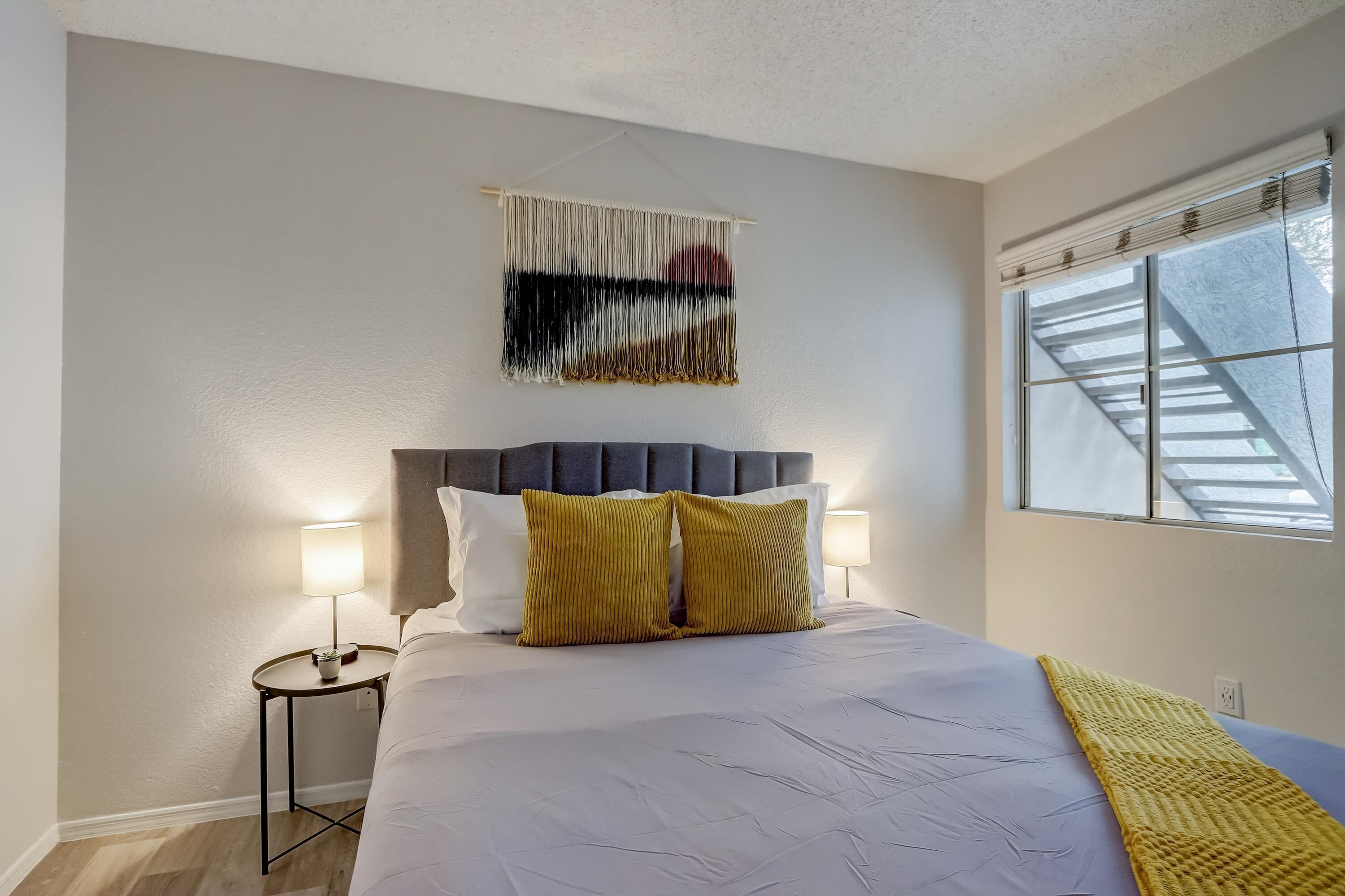 Frontdesk | 2 BR Apt near TPC Scottsdale