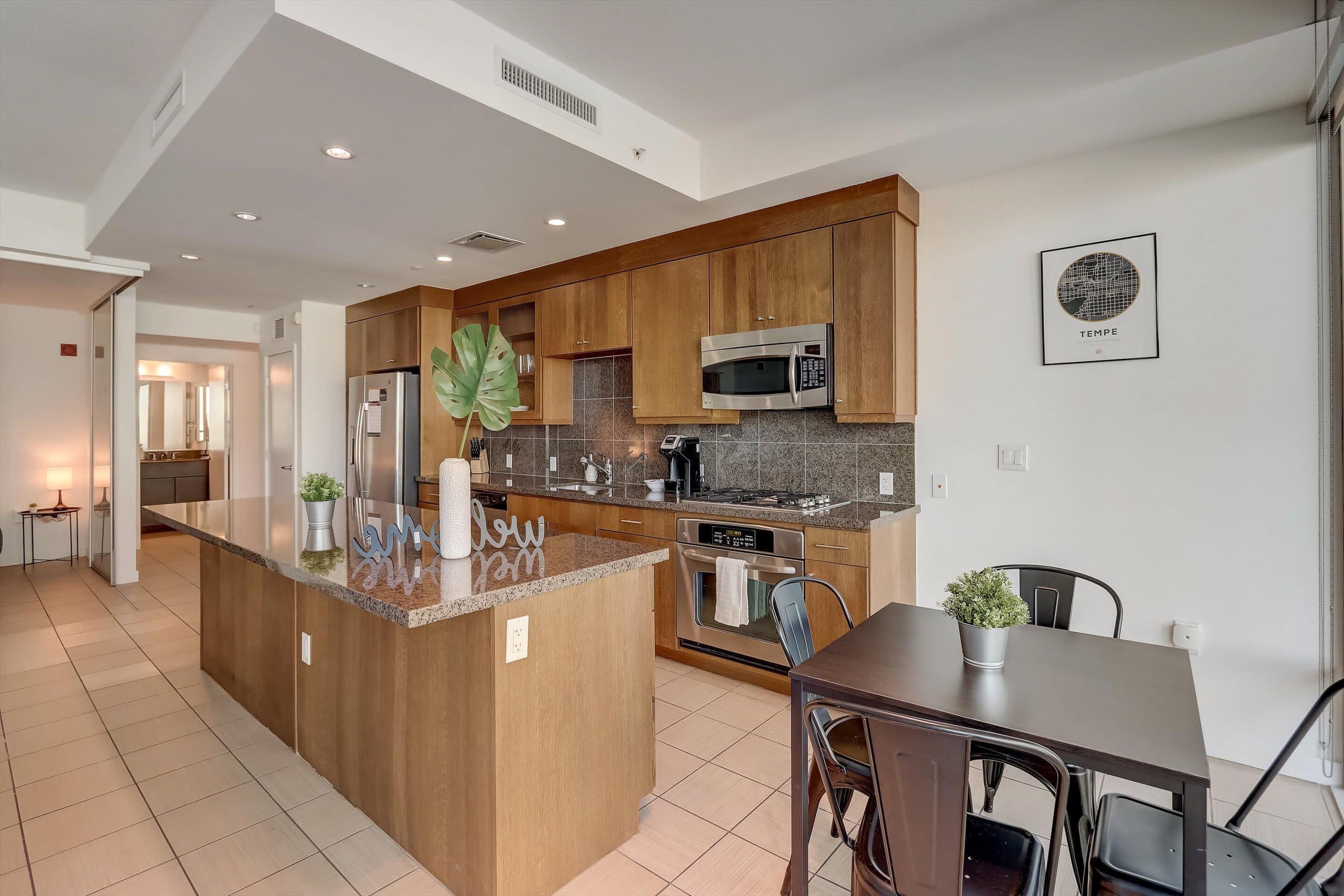 Frontdesk |  2 BR Apt near the Phoenix Zoo