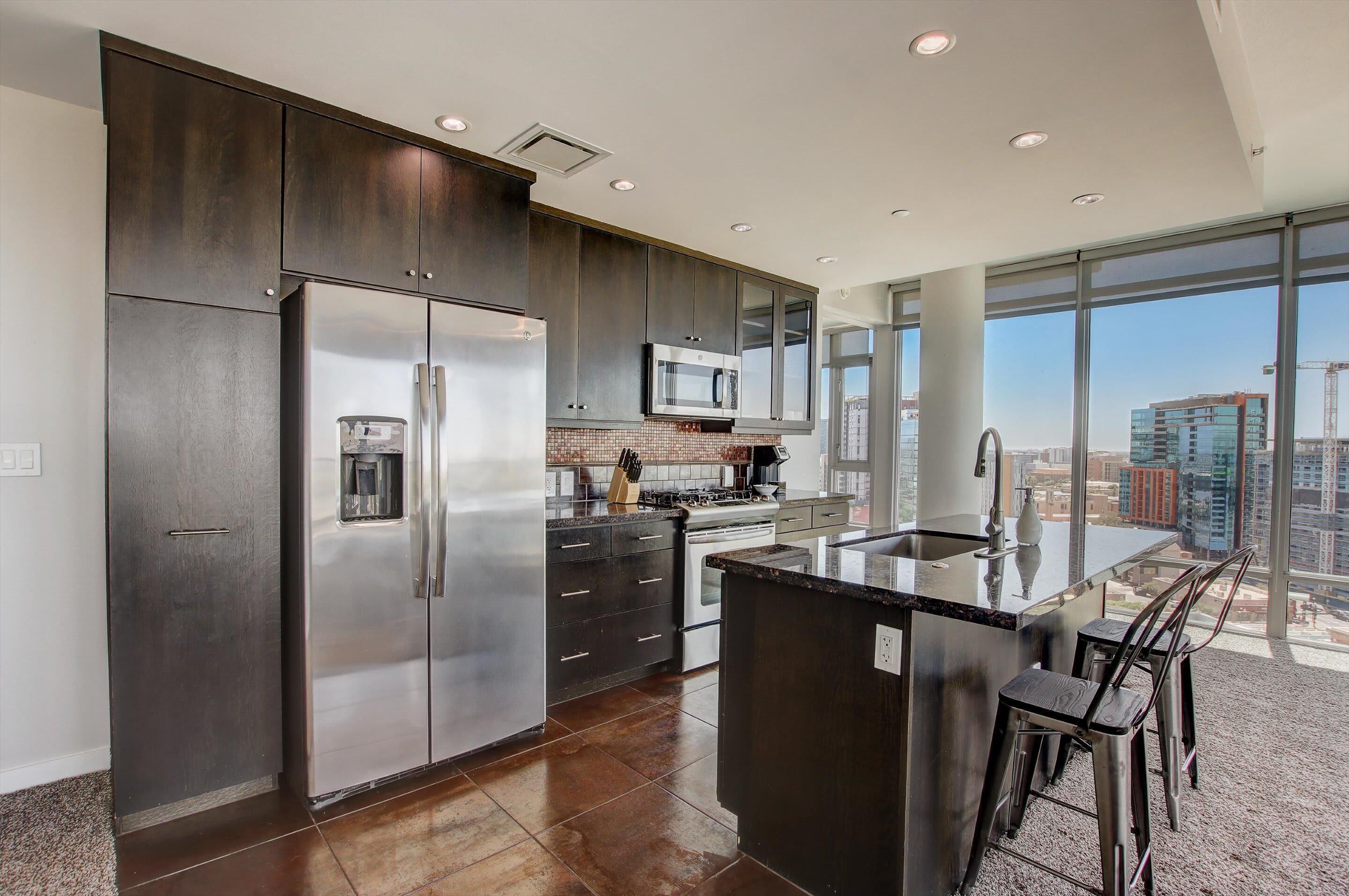 Frontdesk | 2 BR Apt near Desert Botanical Garden