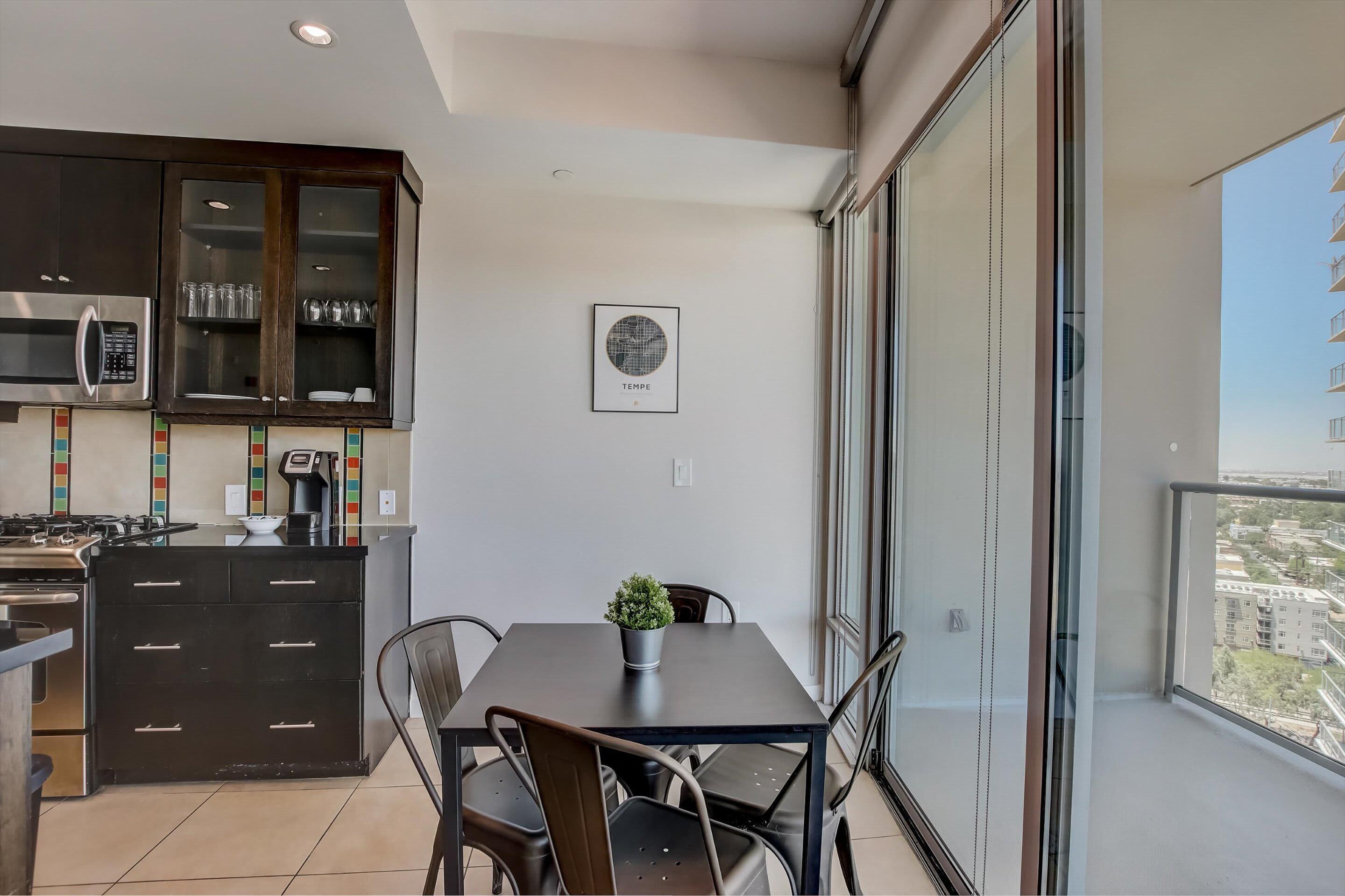 Frontdesk | 2 BR Apt near Tempe Beach Park