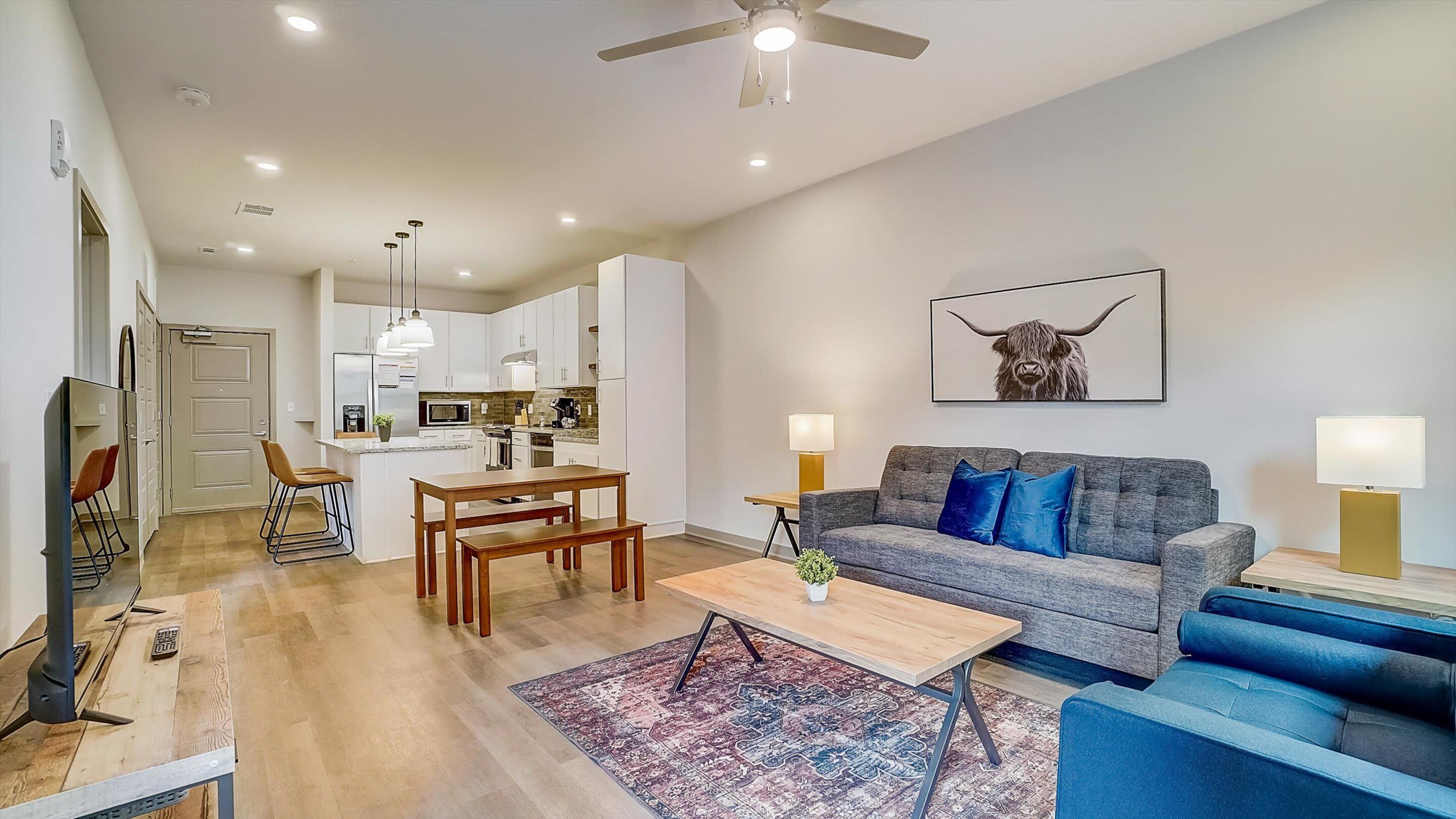 Frontdesk | 1 BR Apt close to Legion Field Stadium