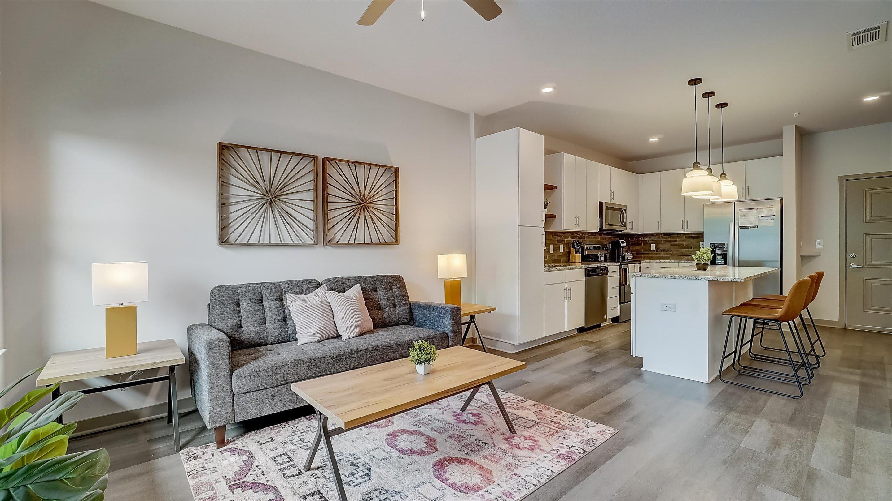 Frontdesk | 1 BR Apt near Birmingham Zoo