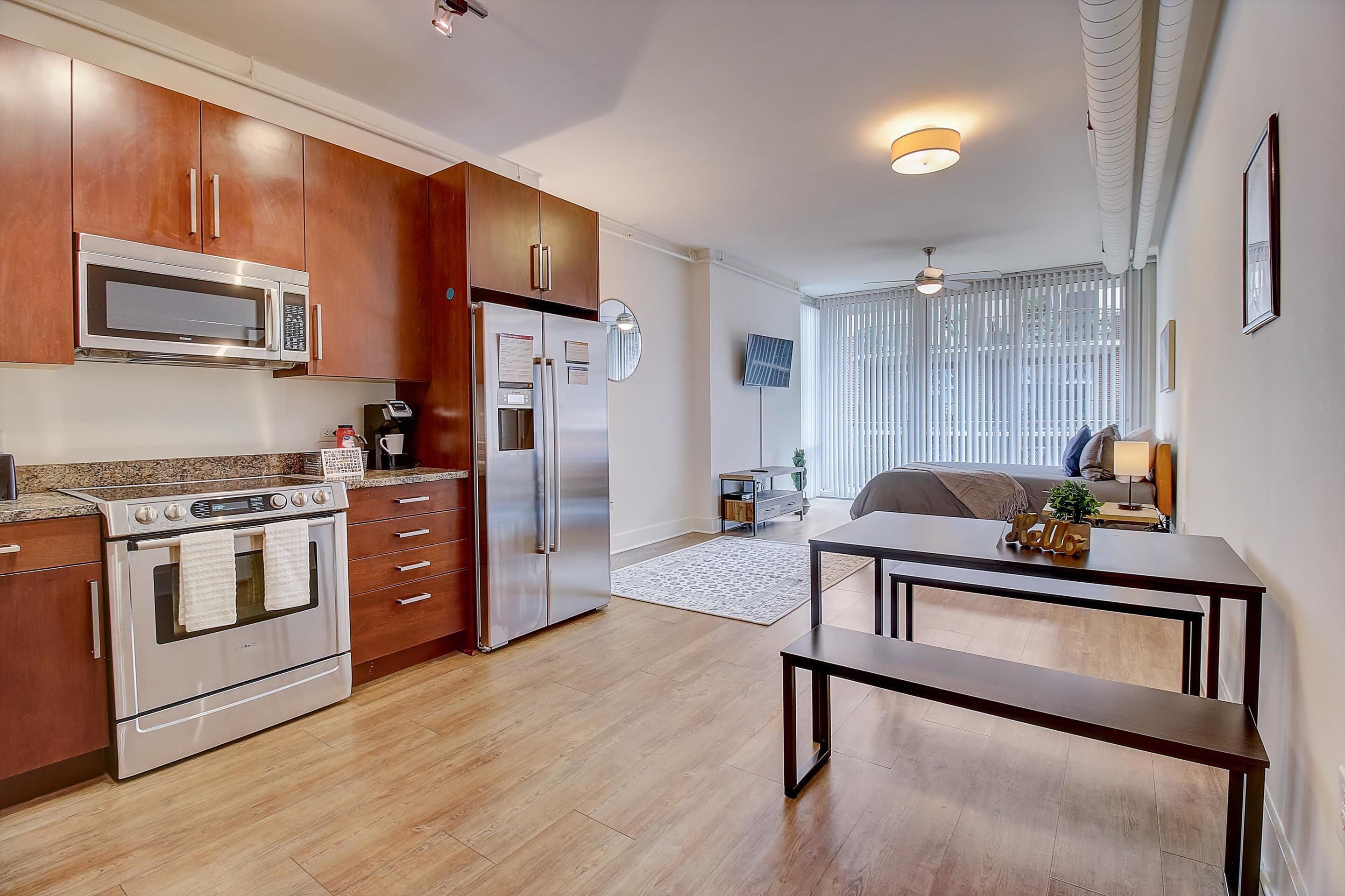 Frontdesk | Studio Apt near NASCAR Hall of Fame