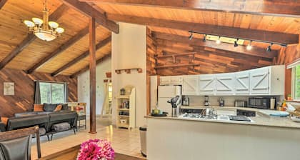 Step-Free Hawkins Bar Home Near Trinity River