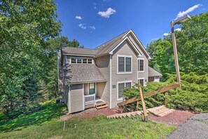 Exterior - Tannersville Townhome, Near Camelback Mtn! (Tannersville)