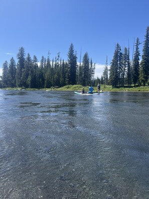 Beach - Bucket List Adventure Lodge. Newly built! Grill, Fire pit, Parking (Island Park)