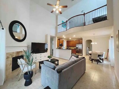 Spacious | Large Groups | Katy Mall, Parks!