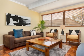 Classic Apartment | Living area