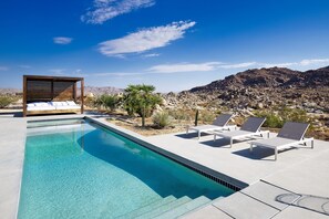 A heated pool - Joshua Tree Country Club-As seen in Travel&Leisure (Joshua Tree)
