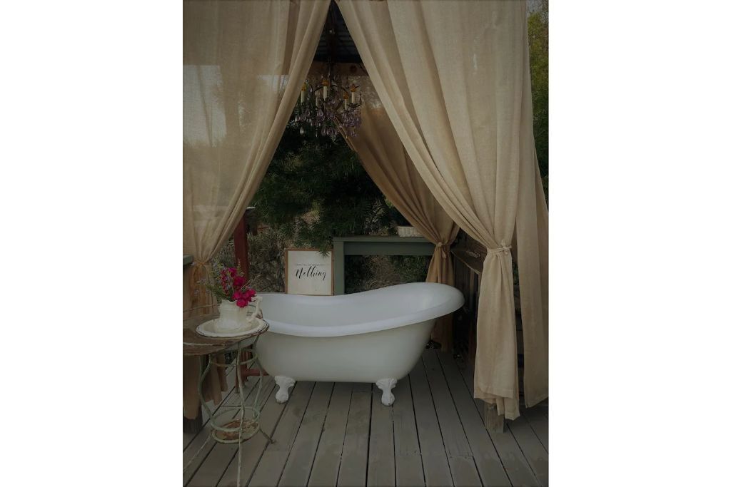 Moonrise Cottage at Buena Terra Lavender Farm