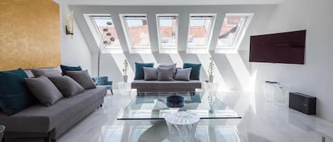 Deluxe Penthouse | Living area