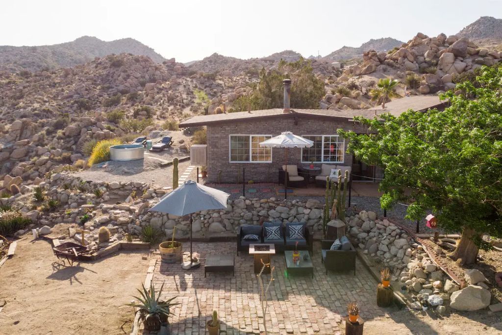 Boulder Ridge Hideout - Private Joshua Tree Park