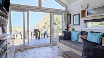 Cottage | Living area