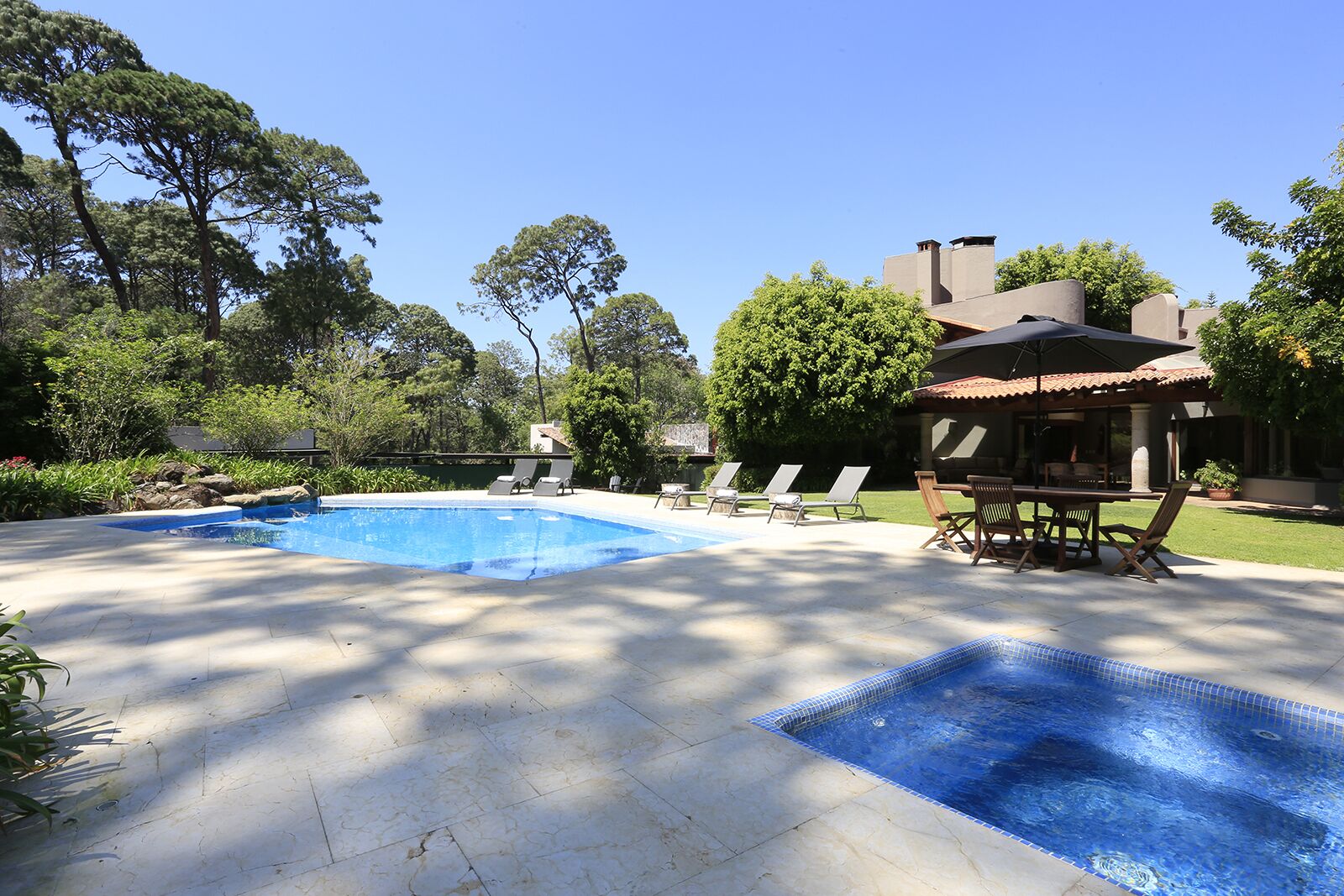 Valle de Bravo Mexico Casa Ficus Serviced Villa