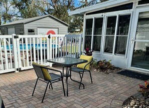 屋外ダイニングエリア