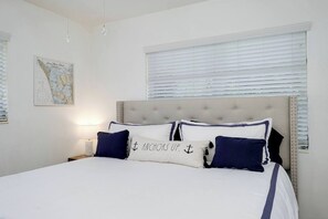 2 室のベッドルーム、アイロン / アイロン台、インターネット、ベッドシーツ