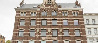 Riverview Studio in Historical Heart of Antwerp