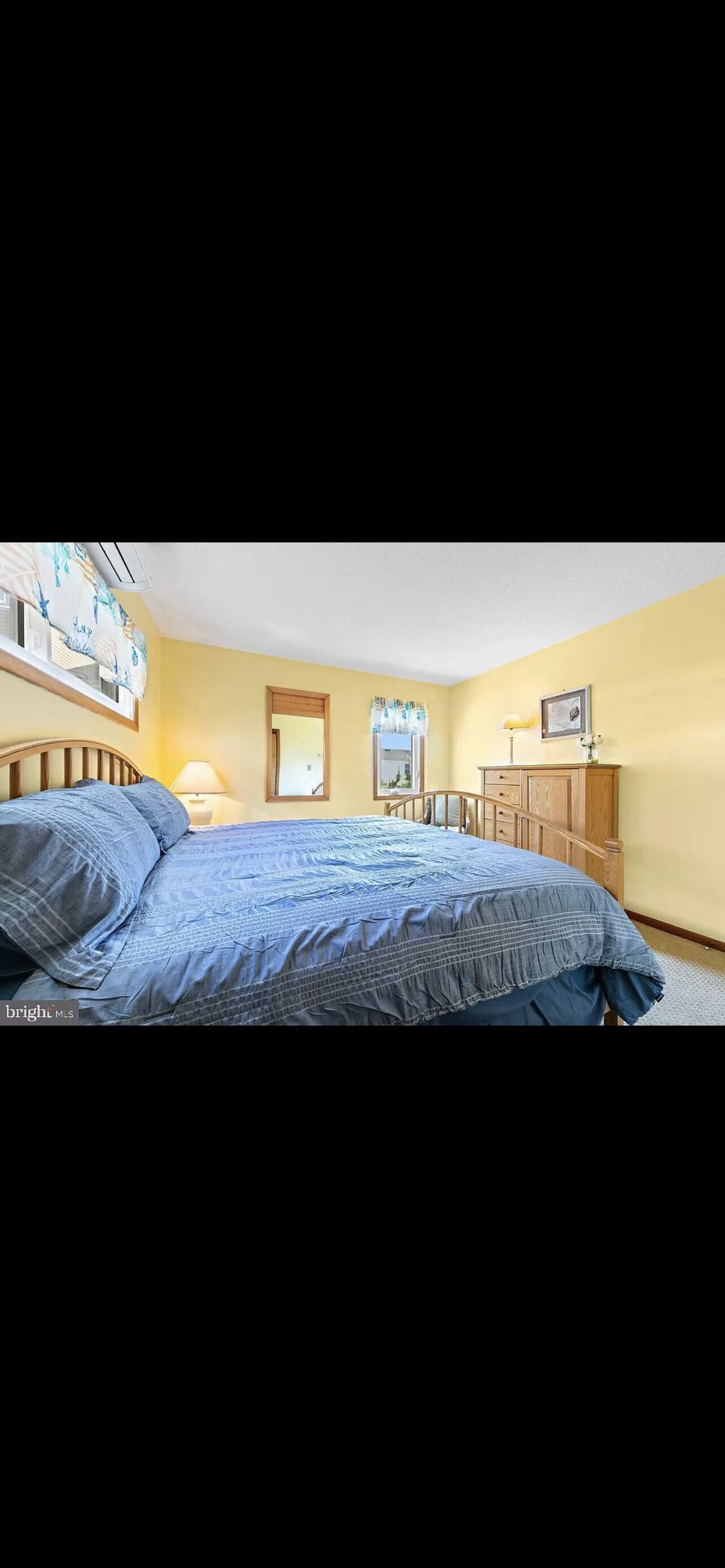 Only 6 Houses to Beach - Spacious - Family Friendly Location