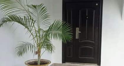 Furnished Apartment with a Spacious Garden