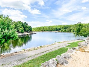 1 makuuhuone, silitysrauta/-lauta, vauvan matkasänky, Wi-Fi