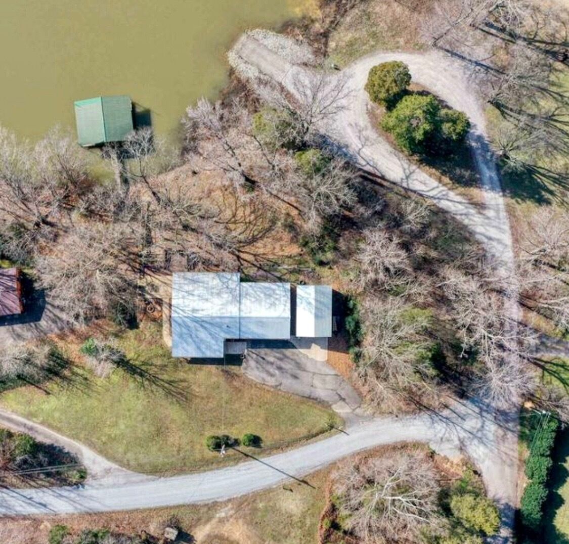 Sunset Cove - Beautiful waterfront home on the KY Lake / TN River GREAT location