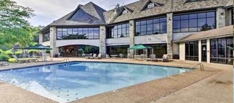 Branson Cabin with Two Master Suites!