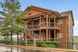 Exterior - Walk In Condo, No Stairs! Lakeview by Pool! (Reeds Spring)