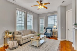 TV, fireplace, offices - Walk In Condo, No Stairs! Lakeview by Pool! (Reeds Spring)