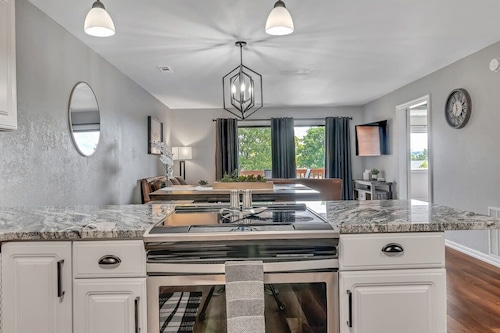 Renovated Luxury! Indoor and Outdoor Pools!