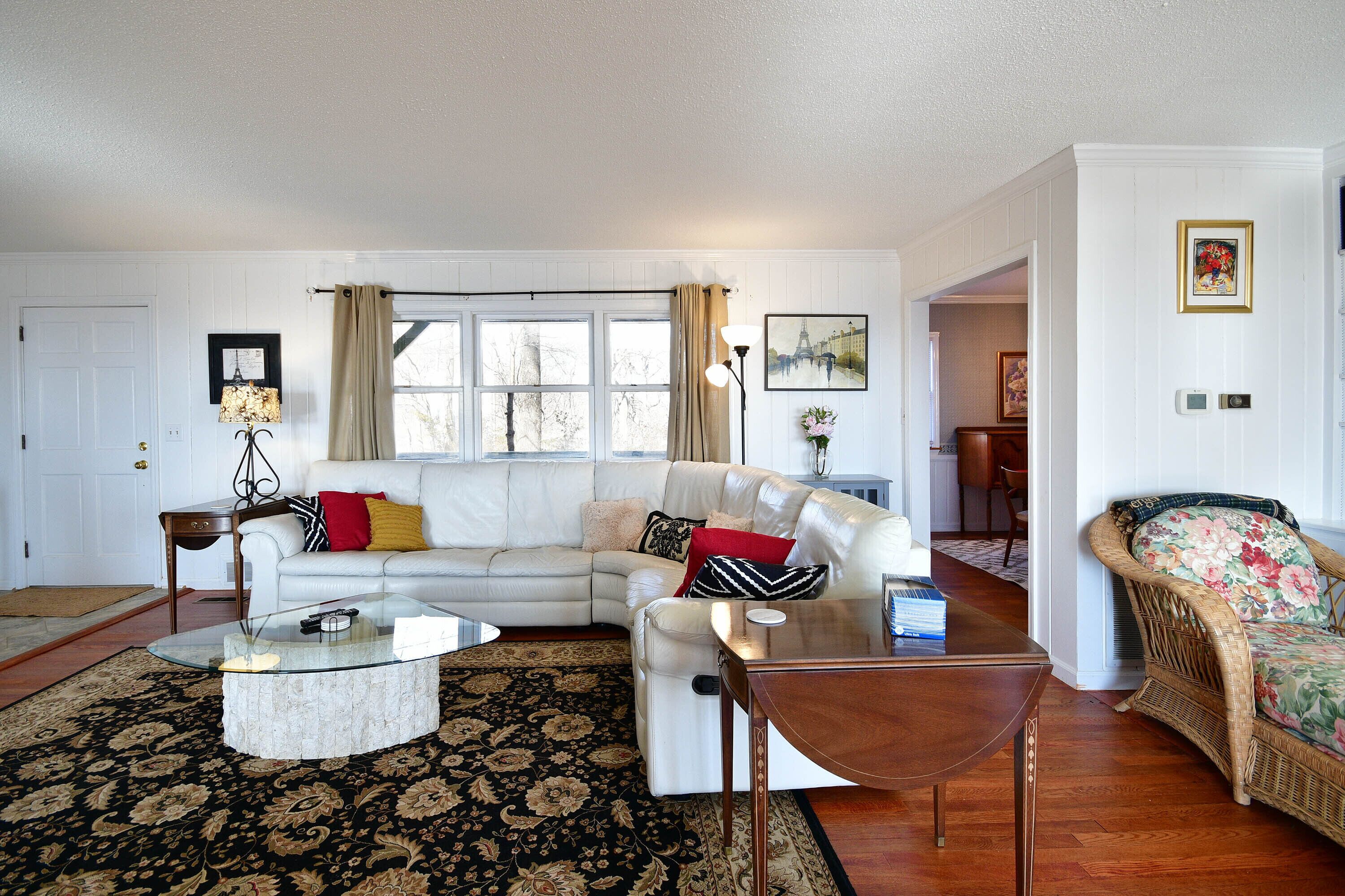 Expansive Mountain Views