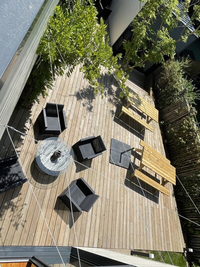 Villa with heated indoor pool, 5 minutes walk from the port of Carteret!