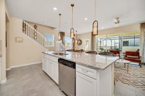 Microwave, oven, dishwasher, coffee/tea maker