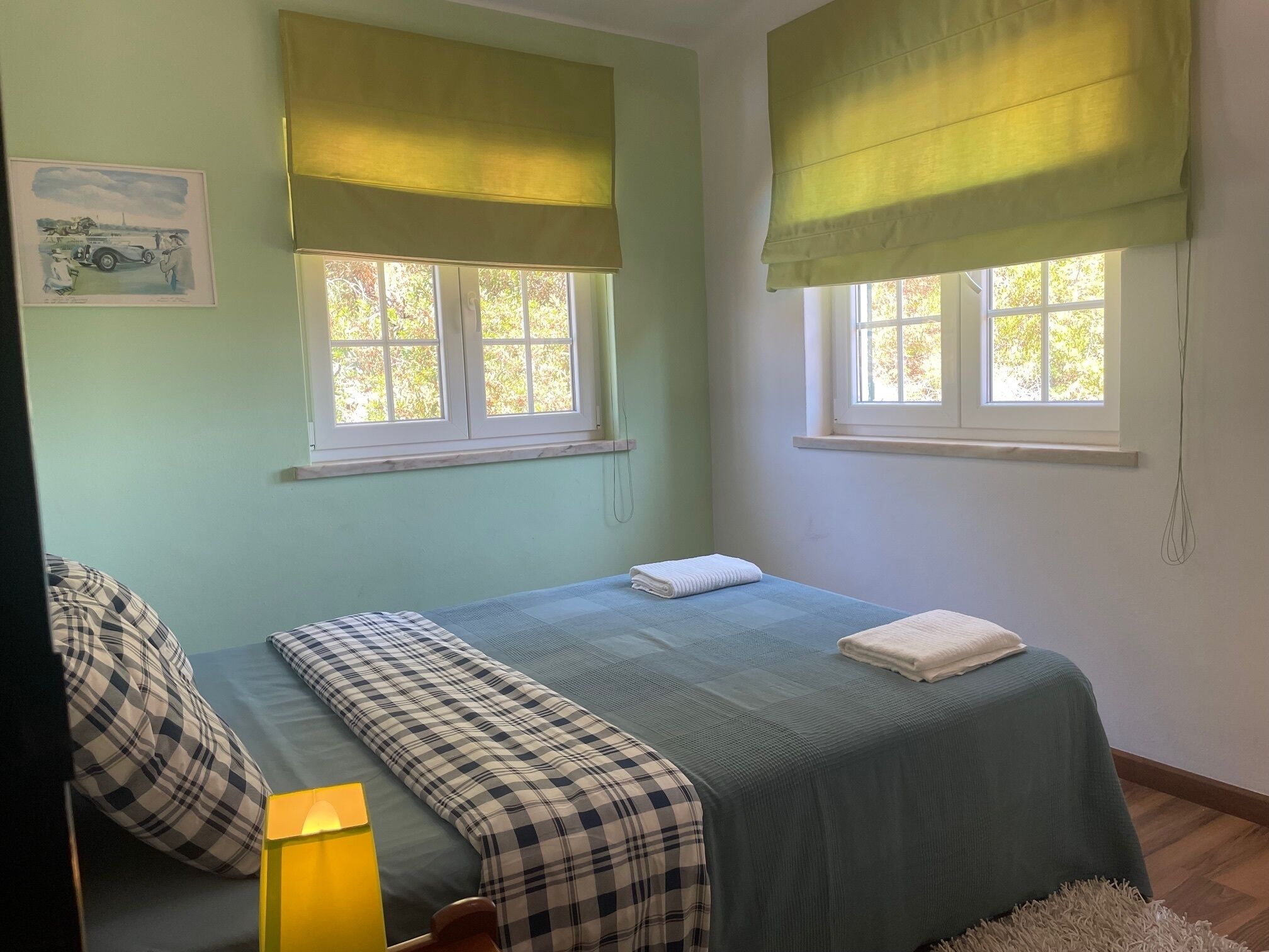 4 bedrooms, desk, iron/ironing board, WiFi