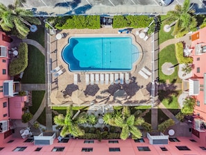 Beheizter Pool