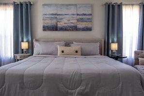 4 chambres, coffres-forts dans les chambres, bureau