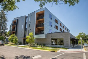 Exterior - Modern condo in Downtown Bozeman w/private balcony, private parking, and AC - SOBO Urban Oasis (Bozeman)