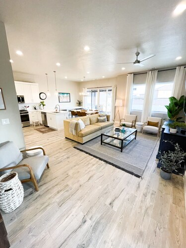 Ocotillo Springs 49| Private Heated Pool & Spa | 5 Bedroom & 5.5 Bath