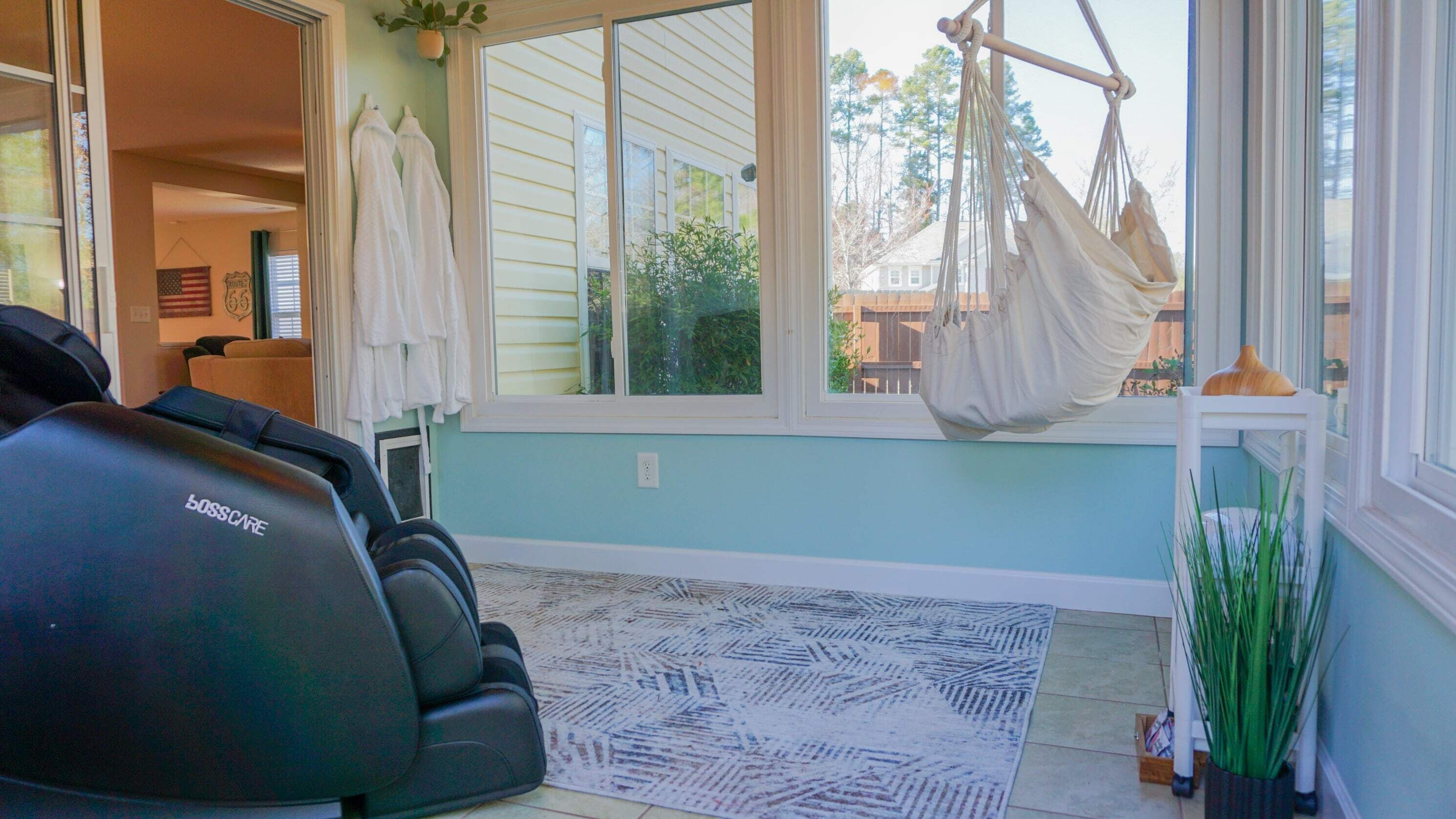 Game Room|Theater|Spa Room/Massage Chair